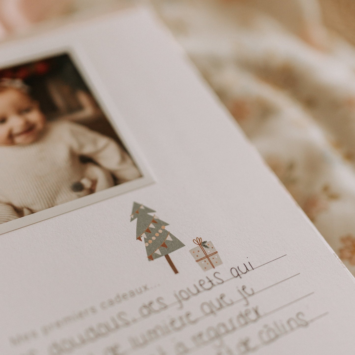 Livre De Bébé - Fleurs Pastel