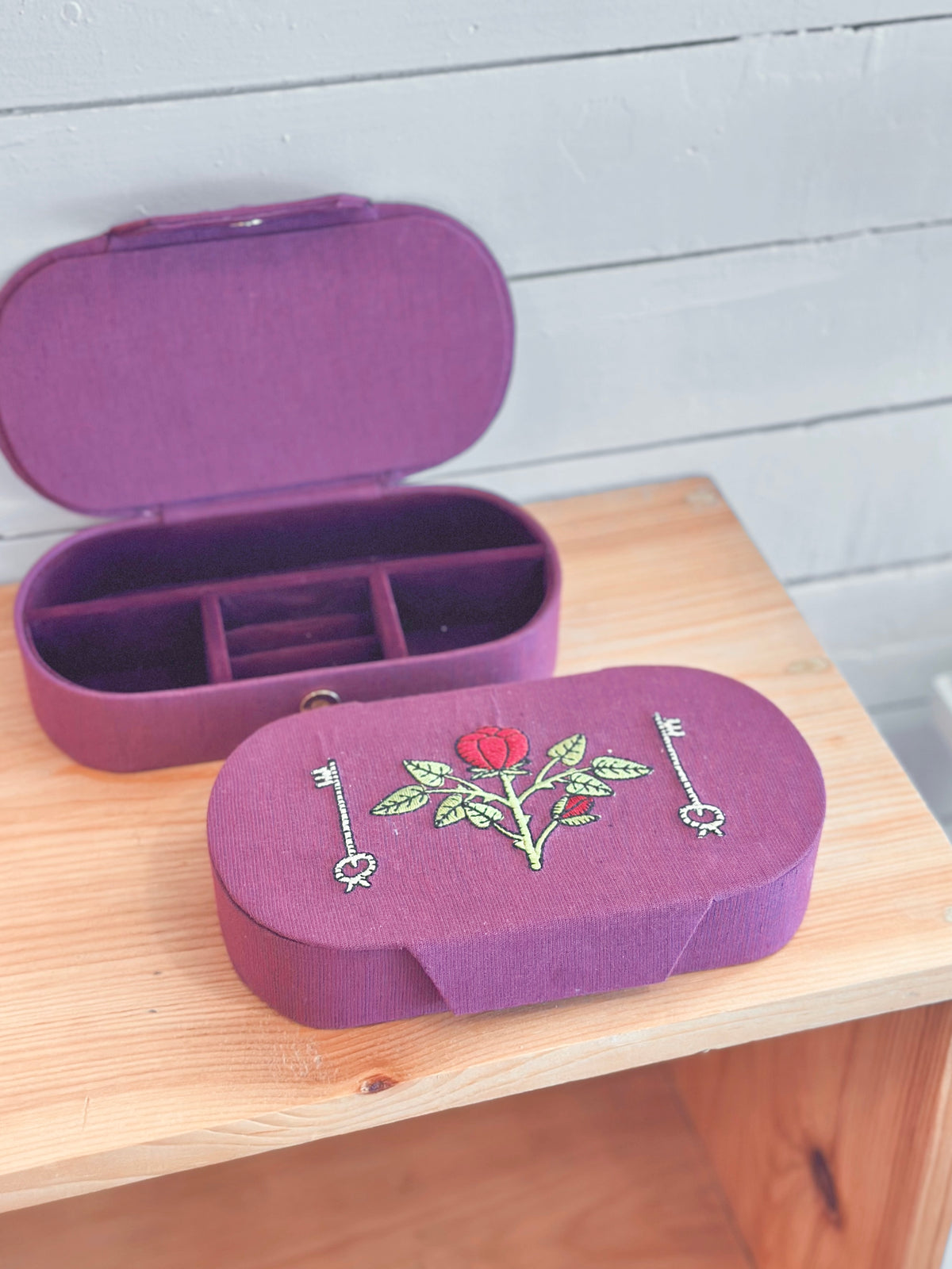 Boîte À Bijoux Brodée - Rose Briar