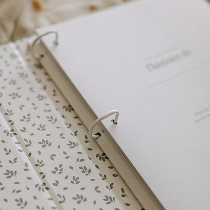 Livre De Bébé - Sauge & Or