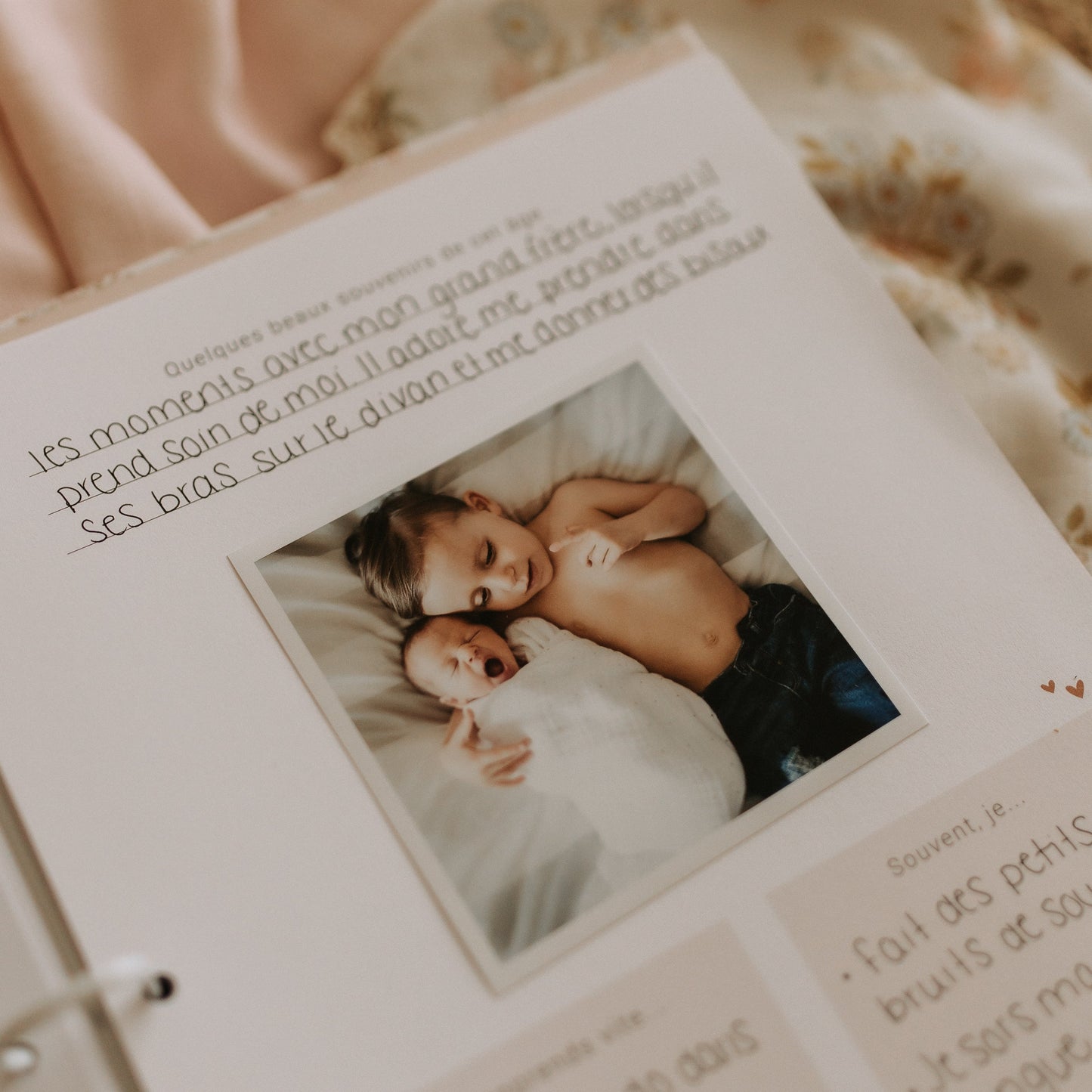 Livre De Bébé - Fleurs Pastel