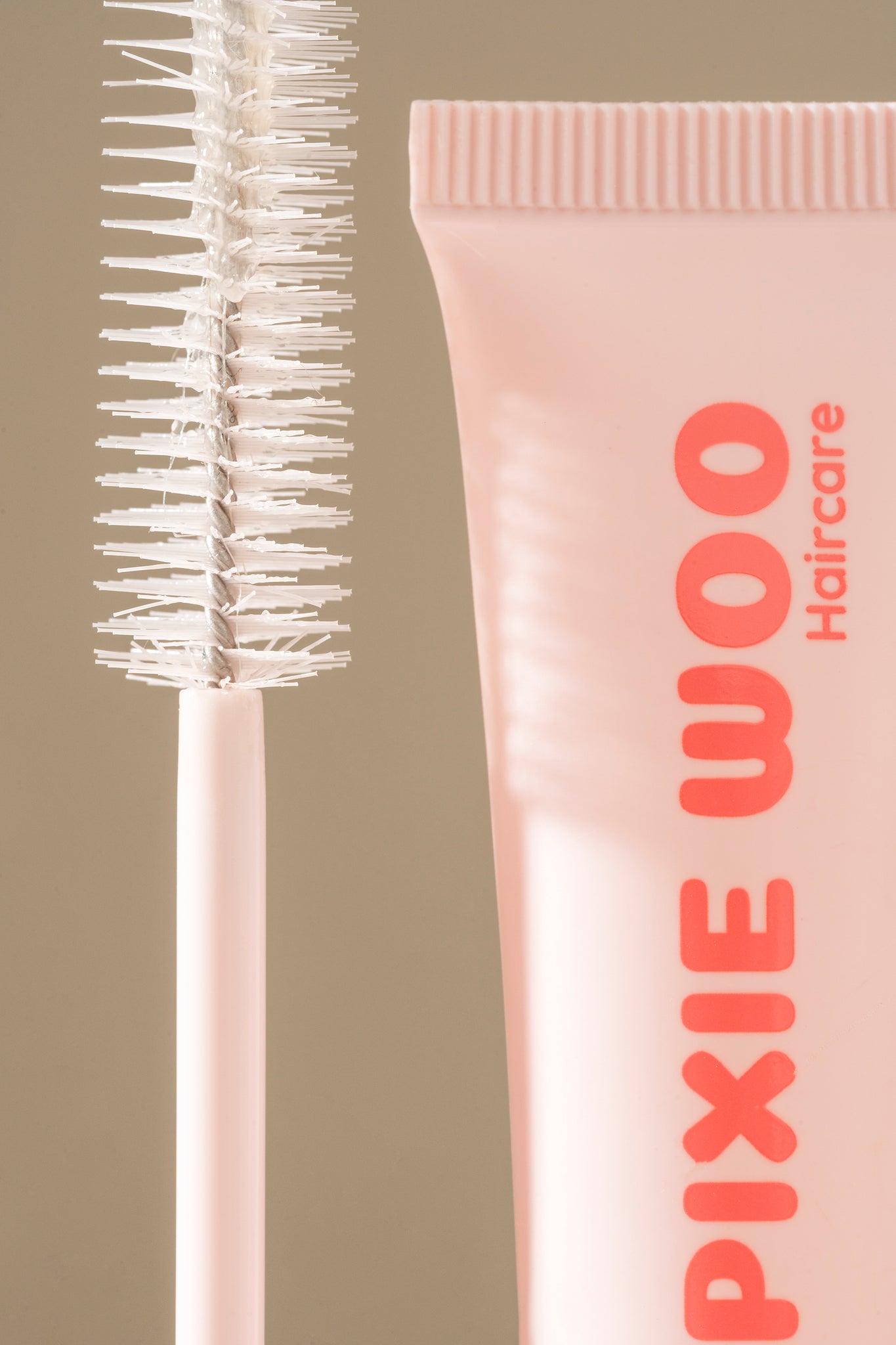 Gel Coiffant Avec Brosse