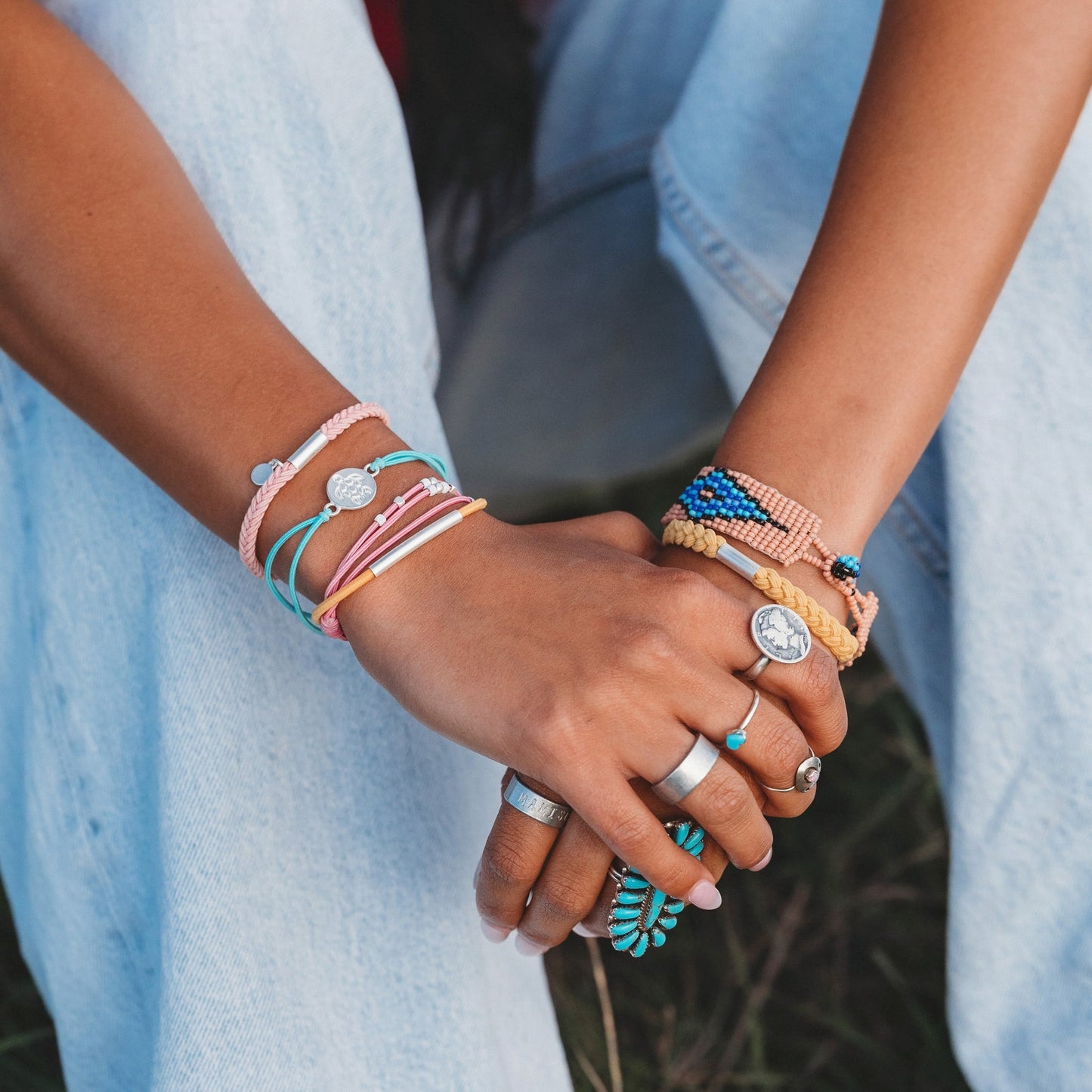 Bracelets Élastiques - Embrace