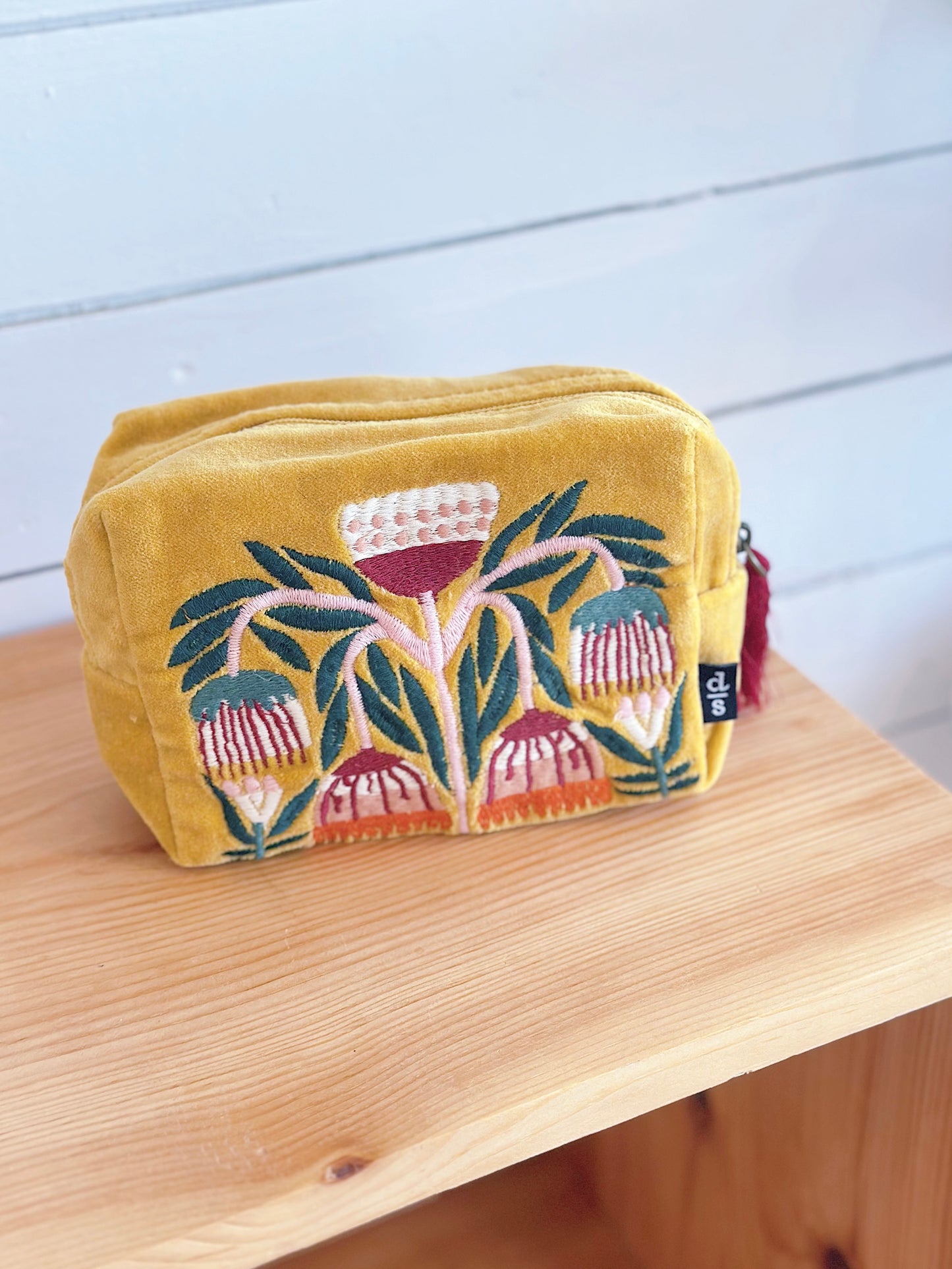 Trousse Brodée - Venus
