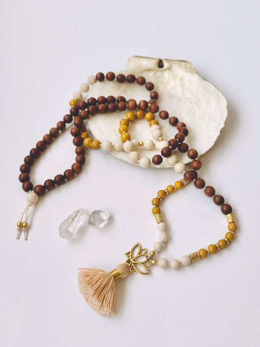 Collier Mala - Bois, Jaune Et Pompon Beige